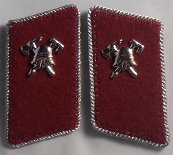 Kragenspiegel mit Kordelumrandung Thüringen